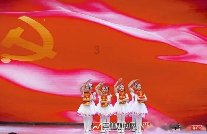 独眼萌怪的爱情